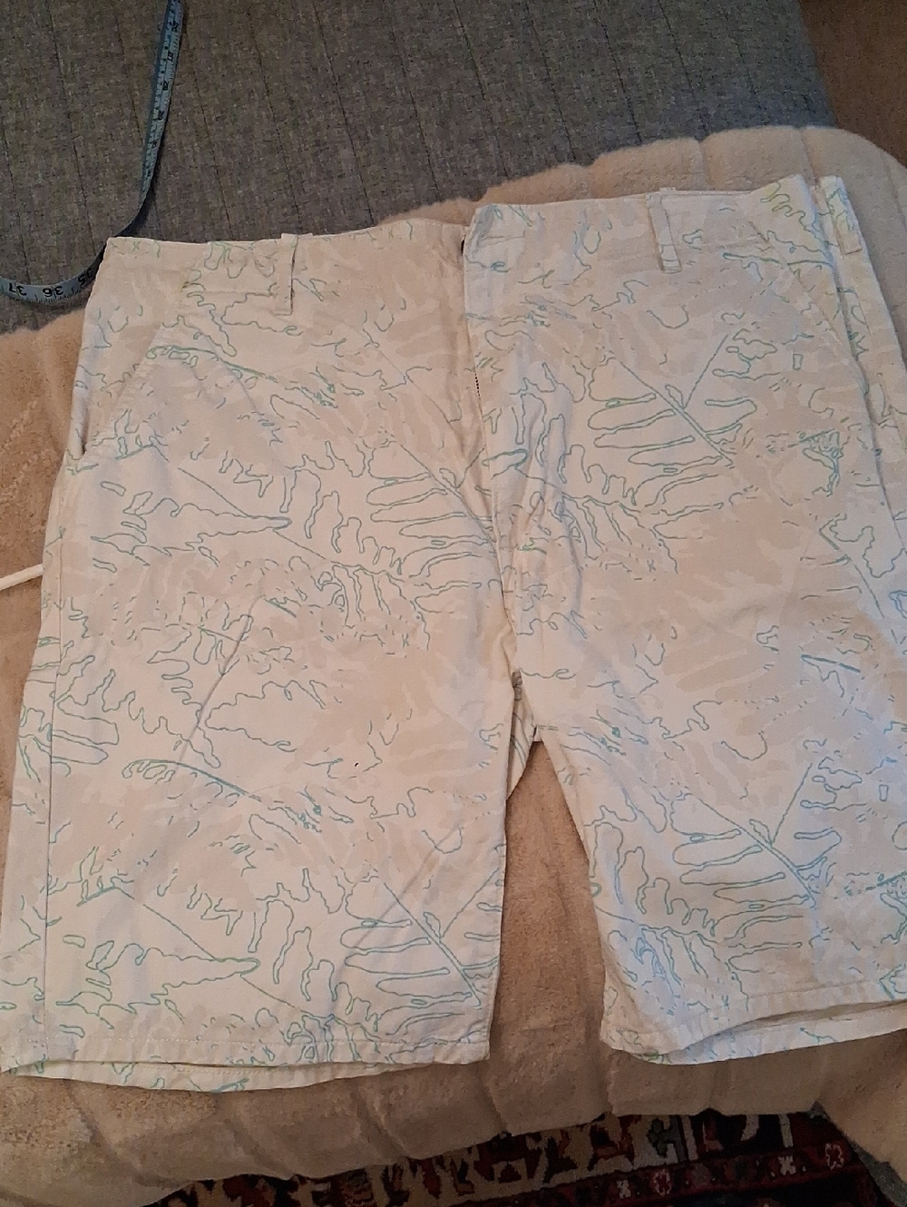 Levi's Beige Shorts with Light Blue Leaf Print